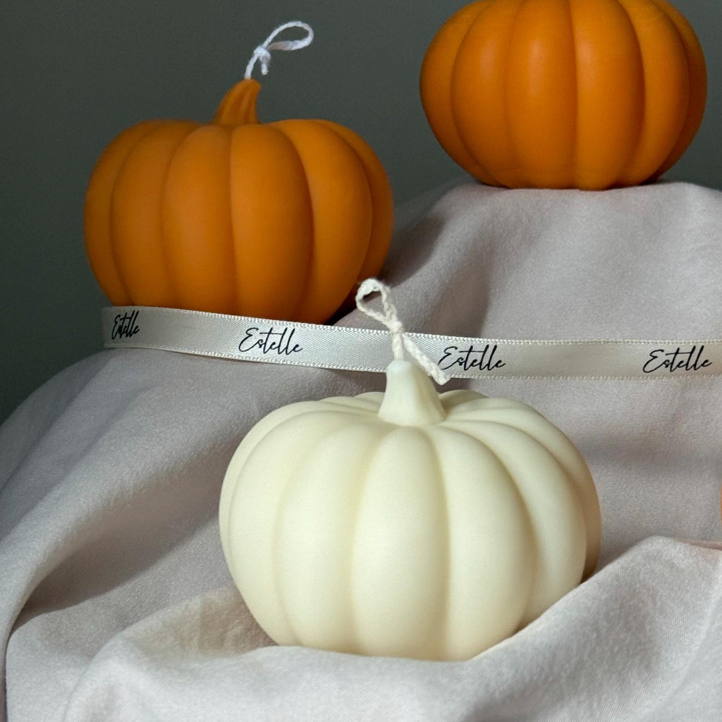 Pumpkin Soy Wax Candle – Autumn & Halloween Gift