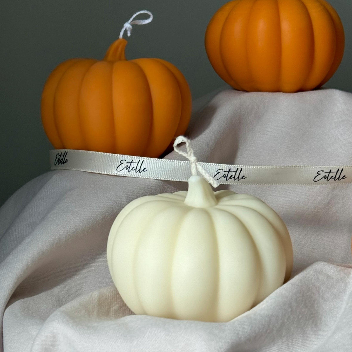 Pumpkin Soy Wax Candle – Autumn & Halloween Gift