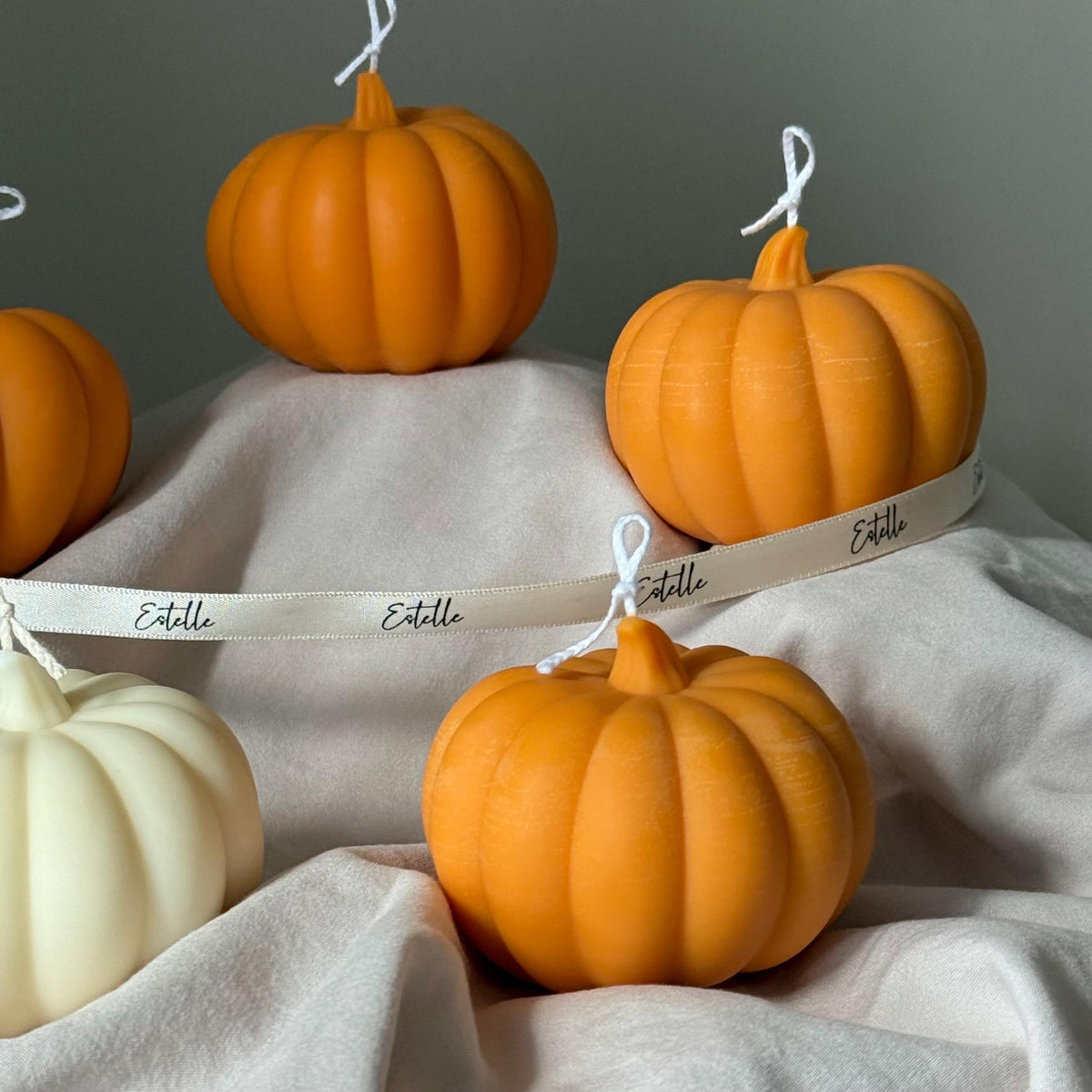 Pumpkin Soy Wax Candle – Autumn & Halloween Gift